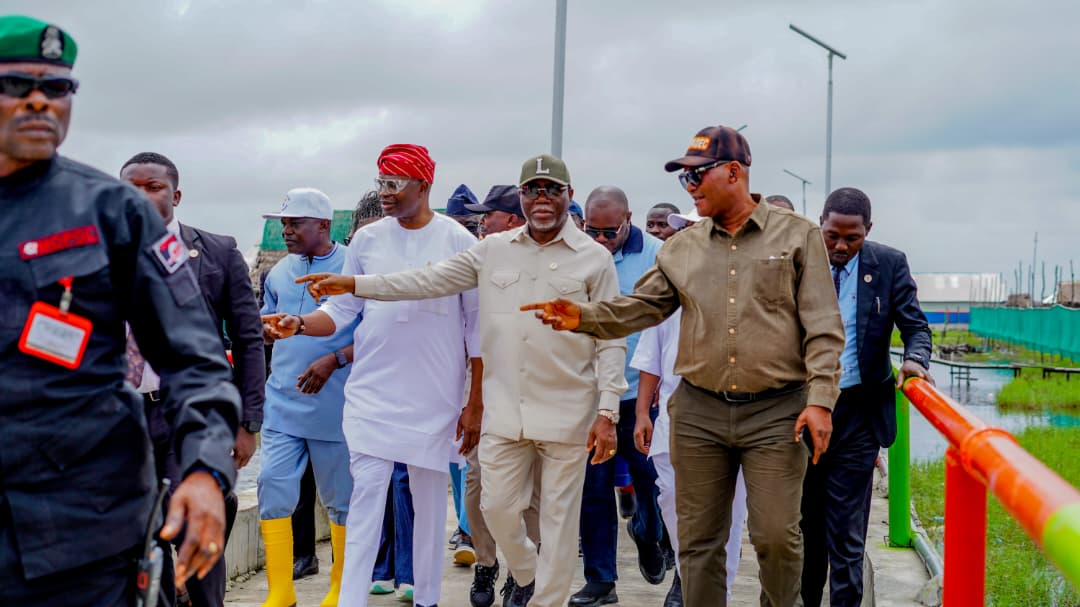 Governor Aiyedatiwa Commissions OSOPADEC’s 1km Walkway, Flags Off Additional 3km Concrete Walkway, Inaugurates Water Scheme in Obe-Nla